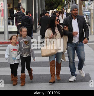 Kyle Richards out with her family in Beverly Hills  Featuring: Kyle Richards, Mauricio Umansky Where: Los Angeles, California, United States When: 19 Dec 2015 Stock Photo