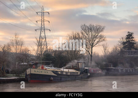 Tottenham Marshes, London UK, 20th January 2016. UK Weather. A second ...