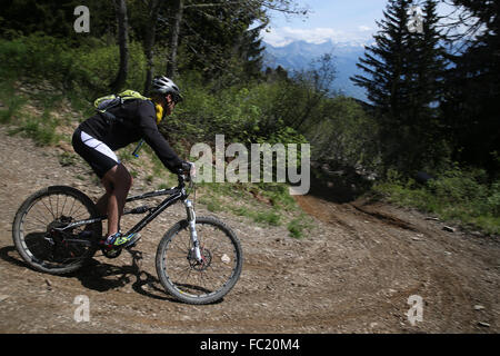 Dre Dans le l'Darbon : mountain bike race in the french Alps. Stock Photo