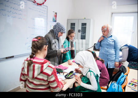 TURKEY, KILIS: UNICEF school “School of Hope” for Syrian refugees. 1266 attend it in two shifts. Stock Photo