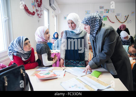 TURKEY, KILIS: UNICEF school “School of Hope” for Syrian refugees. 1266 attend it in two shifts. Stock Photo