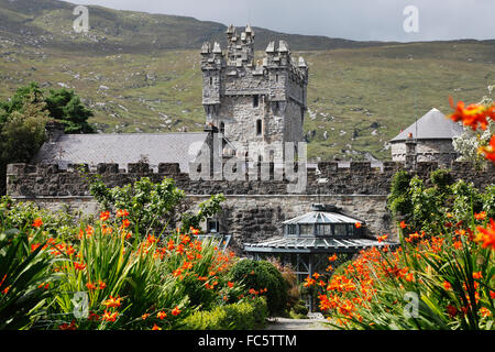 Glenveagh Castle at the Lough Beagh in the Glenveagh National Park, Ireland Stock Photo