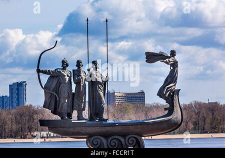 Founders Monument Dniper River Kiev Symbol Kiev Ukraine.  Prince Kiy Builder Khoriv Sister Libed Sculptor Boroday 1982 Stock Photo