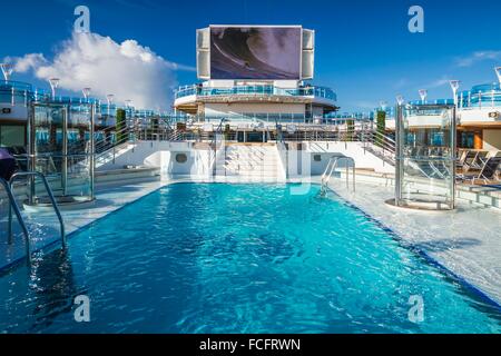 A view of the pool deck on the Regal Princess cruise ship Stock Photo ...