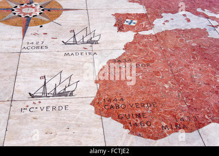 Portugal, Lisbon, Belem, compass pavement, mosaic deptic the navigator's  itinerary, in front of the Monument of the Discoveries Stock Photo