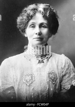 EMMELINE PANKHURST (1858-1928) womens rights campaigner about 1914 Stock Photo