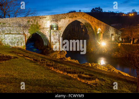 Roman bridge, Cangas de Onis, Asturias, Spain. Stock Photo