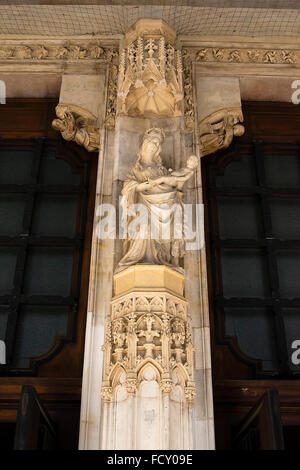 Side Portal Virgin and Child. Vienna. Saint Stephen's cathedral Stock Photo