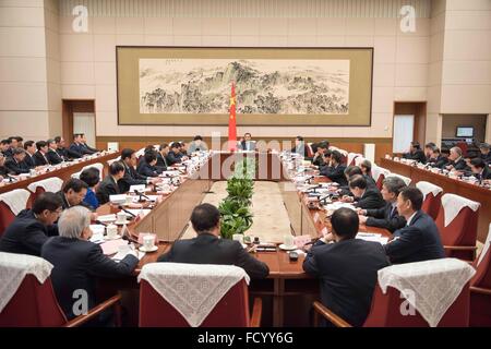 Beijing, China. 25th Jan, 2016. Chinese Premier Li Keqiang presides over a symposium to solicit opinions from leaders of non-Communist political parties, officials of the All-China Federation of Industry and Commerce, and prominent figures without party affiliation on the draft of an annual government work report and the country's 13th five-year plan for 2016-2020, in Beijing, capital of China, Jan. 25, 2016. Li will deliver the final work report at the annual session of the National People's Congress in March. © Li Xueren/Xinhua/Alamy Live News Stock Photo