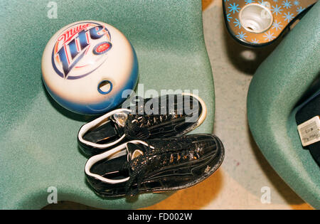 TUCSON, AZ – FEBRUARY 15: Pro Bowler Patrick Allen at the PBA Odor-Eaters Open Held in Tucson, Arizona on February 15, 2004. Stock Photo