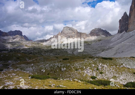 Dreizinnenhütte in den Dolomiten - Tre Cime di Lavaredo Alpine club hut ...