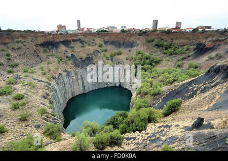 The Big Hole, Kimberley, South Africa, a diamond mine dug entirely by hand. Operations at the mine ceased in 1914. Stock Photo