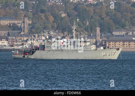 BNS Crocus, a Tripartite-class minehunter of the Belgian Navy, at anchor off Greenock before Exercise Joint Warrior 14-2. Stock Photo