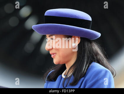 Crown Princess Masako attends a send off for Emperor Akihito and Empress Michiko, who will visit the Philippines, at Haneda Airport, Tokyo, Japan on 26 Jan 2016. © Motoo Naka/AFLO/Alamy Live News Stock Photo