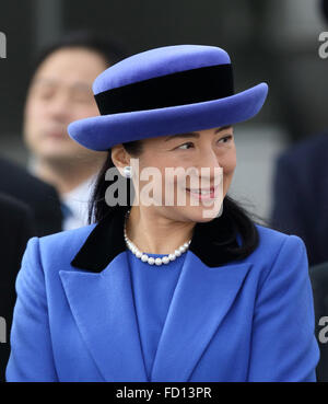 Crown Princess Masako attends a send off for Emperor Akihito and Empress Michiko, who will visit the Philippines, at Haneda Airport, Tokyo, Japan on 26 Jan 2016. © Motoo Naka/AFLO/Alamy Live News Stock Photo