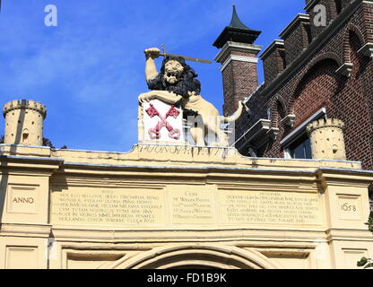 Facade of lower gate leading to Burcht Hill, 11th century stronghold in the centre of Leiden, Netherlands, city coat of arms - Leiden Collection Stock Photo