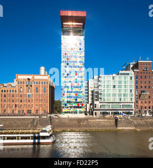 Europe, Germany, Duesseldorf, the Medienhafen (Media harbour) with the Colorium skyscraper. Stock Photo