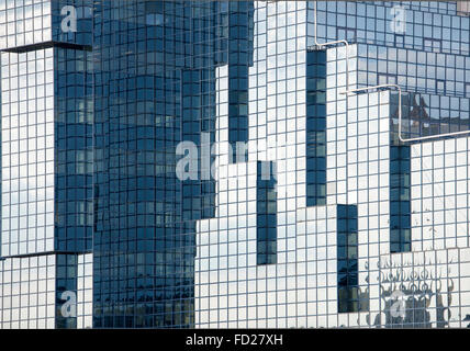 High rise office buildings at Canary Wharf , London docklands Stock ...