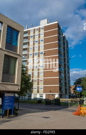 ‘AKERMAN’ Akerman Health Centre at Myatts Field North Estate, Brixton ...