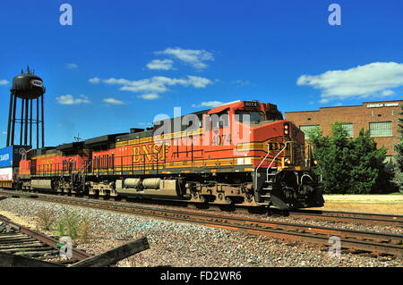 Rochelle, Illinois, USA. A Burlington Northern Santa Fe freight train on its way to Chicago. Stock Photo