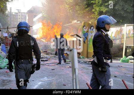 Milan, Italy, evacuation of a building occupied by young antagonists Stock Photo