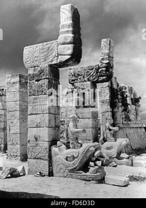 Temple in Chichen Itza, 1925 Stock Photo