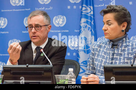 New York, United States. 27th Jan, 2016. ERAPF CEO Philppe Defosses (left) briefs the press. In conjunction with the opening of the 2016 Investors Summit on Climate Change, a panel of experts, including Christiana Figueres, Executive Secretary for the UN Framework Convention on Climate Change, held a press conference at United Nations Headquarters in New York City. © Albin Lohr-Jones/Pacific Press/Alamy Live News Stock Photo