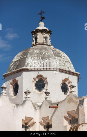 Facade of the fortress like Mexican baroque Sanctuary of Atotonilco and Santa Escuela de Cristo, an important Catholic shrine in Atotonilco, Mexico. Stock Photo