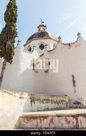 Facade of the fortress like Mexican baroque Sanctuary of Atotonilco and Santa Escuela de Cristo, an important Catholic shrine in Atotonilco, Mexico. Stock Photo