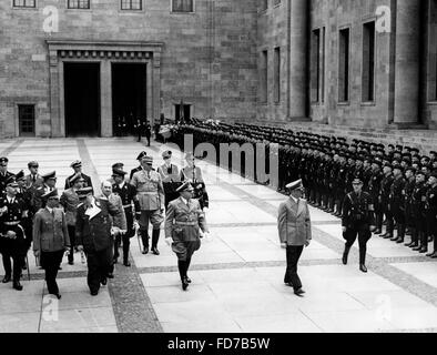 Adolf Hitler with delegations of the Berlin businesses in the courtyard of the New Reich Chancellery, 1939 Stock Photo