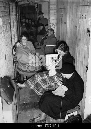 Citizens of Berlin in a bomb shelter, 1940 Stock Photo