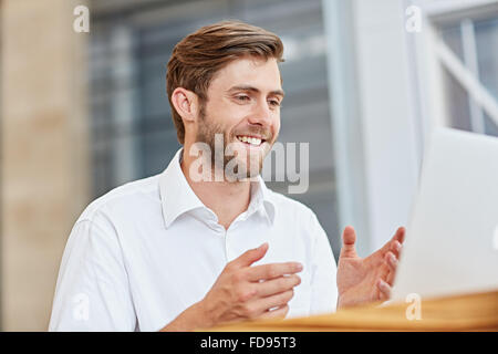 Developing long distance business realtions Stock Photo