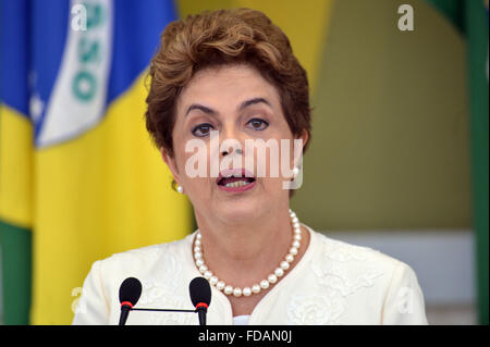 Brasilia, Brazil. 29th Jan, 2016. Brazil President Dilma Rousseff speaks about the Zika virus outbreak during the Council for Economic and Social Development at the Planalto Palace January 28, 2016 in Brasilia, Brazil. Rousseff called on Brazilian to help combat the spread of the Zika virus, which has been linked to birth defects. Credit:  Planetpix/Alamy Live News Stock Photo