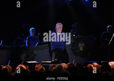 Kenny Rogers performing live on stage at The Valley Forge Music Fair  Featuring: Kenny Rogers Where: King Of Prussia, Pennsylvania, United States When: 18 Dec 2015 Stock Photo