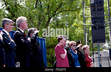 Washington,DC., USA, 15th May, 1995 President William Clinton attends the annual Police Memorial on Capitol Hill.  Credit: Mark Reinstein Stock Photo