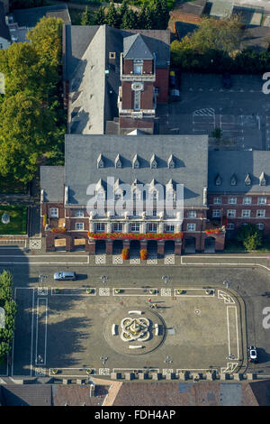 Aerial view, Ernst-Wilczok Square and Town Hall Bottrop, City Hall Fountain, Town Square, Market Square, Bottrop, Ruhr region, Stock Photo