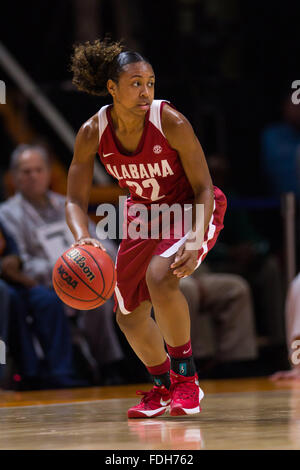 January 31, 2016: Karyla Middlebrook #22 of the Alabama Crimson Tide during the NCAA basketball game between the University of Tennessee Lady Volunteers and the University of Alabama Crimson Tide at Thompson Boling Arena in Knoxville TN Tim Gangloff/CSM Stock Photo