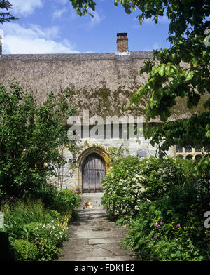 Medieval Priests Stock Photo: 184251236 - Alamy