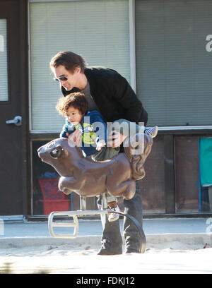 Olivier Martinez takes his son Maceo to Coldwater Canyon Park in Beverly Hills where he teaches him how to ride a bike  Featuring: Olivier Martinez, Maceo Martinez Where: Los Angeles, California, United States When: 31 Dec 2015 Stock Photo