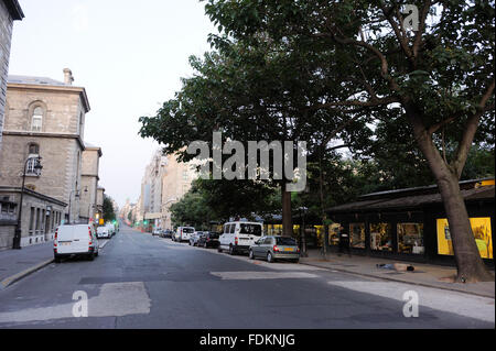 Empty Paris -  15/08/2013  -  France / Ile-de-France (region) / Paris  -  Deserted streets of Paris on August 15th, a national d Stock Photo