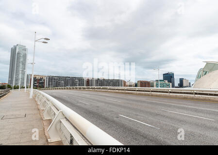 La Exposicion bridge crossing the River Turia in Valencia, Spain Stock Photo