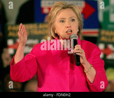 Davenport, Iowa, USA. 23rd Jan, 2016. Democratic presidential candidate ...