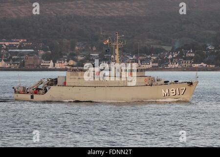 BNS Crocus (M917), a Flower-class (Tripartite) minehunter of the Belgian Navy, arrives for the start of Joint Warrior 14-2. Stock Photo