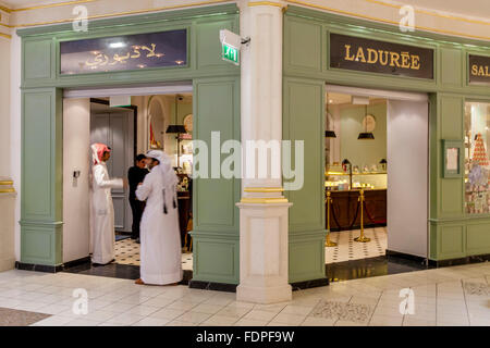 Laduree Patisserie and Tea Rooms, Villaggio Shopping Mall, Doha, Qatar Stock Photo