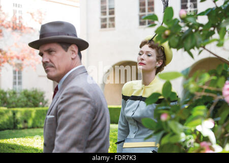 HANDOUT - An undated film still made available by the Berlinale shows Josh Brolin and Tilda Swinton in as scene from the film 'Hail, Caesar!'. The film by Joel and Ethan Coen runs in the competition of the Berlinale (outisde of competition). Photo: Alison Cohen Rosa/Universal Pictures/Berlinale/dpa