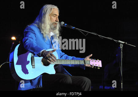 Charlie Landsborough performs at the Music Hall in Aberdeen, Scotland on 2nd November 2011. Stock Photo