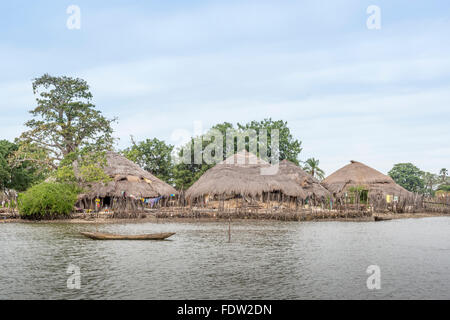 The village of Elia, deep in the mangroves of northern Guinea Bissau Stock Photo