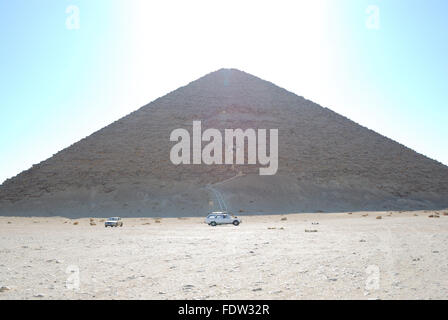 The Red Pyramid of Snofru / Sneferu / Sneferu, Dashur, Egypt Stock Photo