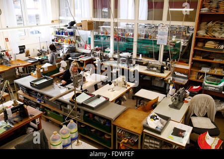 A view of the workshop of FW-Creativ embroidery, traditional manufacturer of Carnival costumes, in Marktleugast, Germany, 27 January 2016. The company manufactures traditional Carnival and fools hats and costumes for carnival associations and their festivities celebrated throughout Germany, including the official pennants for the German Soccer Federation DFB.  Photo: Nicolas Armer/dpa Stock Photo