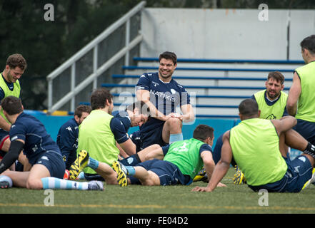 Hong Kong, China. 03rd Feb, 2016. 2nd row FRANCIS VAN DER MERWE (C) of French rugby union team, Racing 92 from Paris, stretching during training in Hong Kong. They are preparing ahead of their upcoming match against New Zealand's Super League team, The Highlanders Credit:  Jayne Russell/Alamy Live News Stock Photo